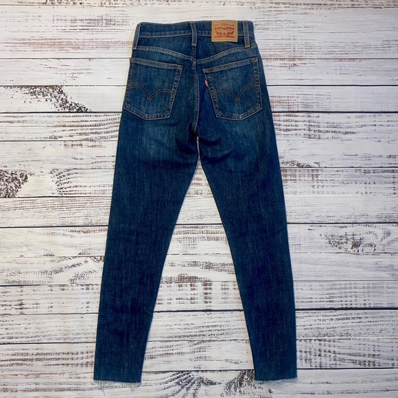Levi’s wedgie skinny - Picture 2 of 4